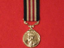 MINIATURE MILITARY MEDAL GV CROWNED MEDAL
