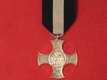 FULL SIZE DISTINGUISHED SERVICE CROSS MEDAL DSC MUSEUM STANDARD COPY MEDAL WITH RIBBON