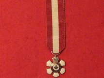 MINIATURE CANADA ORDER OF CANADA OFFICERS SILVER AND GILT MEDAL