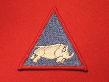 BRITISH ARMY 1 UK ARMOURED DIVISION FORMATION BADGE RHINO BLUE