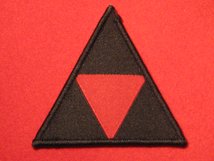 BRITISH ARMY 3RD INFANTRY DIVISION FORMATION BADGE RED TRIANGLE ON BLACK FS156