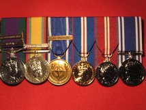 MEDAL SET - PERRY KNIGHT 2