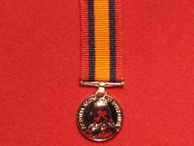 MINIATURE QUEENS SOUTH AFRICA MEDAL NO CLASP