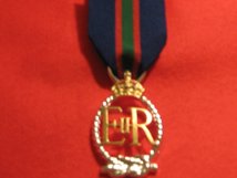 FULL SIZE ROYAL NAVAL VOLUNTEER RESERVE DECORATION EIIR MEDAL MSC