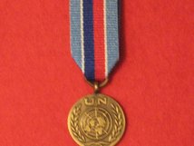 MINIATURE UNITED NATIONS HAITI MEDAL UNMIH MEDAL