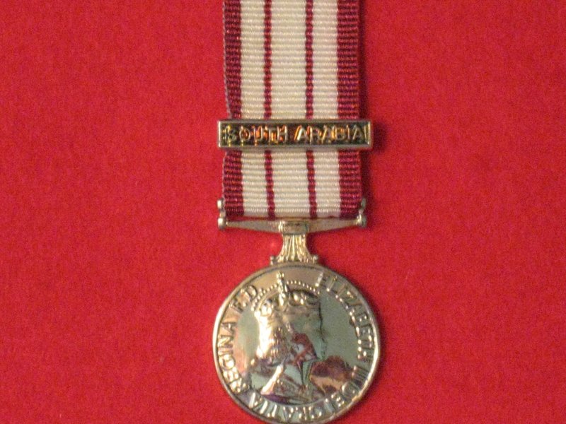 MINIATURE NAVAL GENERAL SERVICE MEDAL 1915 1962 SOUTH ARABIA CLASP