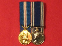 MEDAL SET - SIMON LEWIS