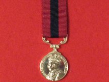MINIATURE DISTINGUISHED CONDUCT MEDAL DCM GV CROWNED MEDAL