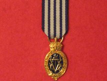 MINIATURE ALBERT MEDAL GOLD SEA 1ST CLASS 1866 1949 MEDAL MODERN VERSION MEDAL