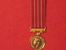 MINIATURE CANADA FORCES DECORATION GVI MEDAL