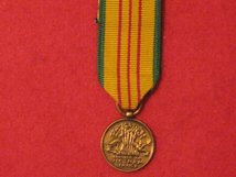 MINIATURE USA UNITED STATES OF AMERICA REPUBLIC OF VIETNAM SERVICE MEDAL