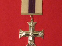 FULL SIZE MILITARY CROSS MEDAL MC GV MUSEUM COPY MEDAL WITH RIBBON