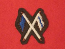 NUMBER 2 DRESS FAD CROSSED FLAGS BADGE SIGNALLER