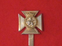 DUKE OF EDINBURGHS ROYAL REGIMENT CAP BADGE