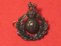 ROYAL MARINES CAP BADGE BLACK QC