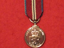MINIATURE CARIBBEAN REALMS ISSUE QUEENS DIAMOND JUBILEE MEDAL.