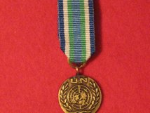 MINIATURE UNITED NATIONS SIERRA LEONE MEDAL UNAMSIL MEDAL