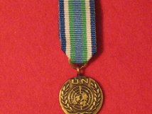 MINIATURE UNITED NATIONS SIERRA LEONE MEDAL UNAMSIL MEDAL