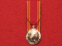 MINIATURE COURT MOUNTED FIRE LSGC MEDAL EIIR