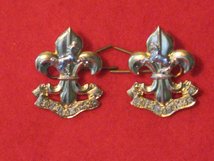 KINGS REGIMENT MILITARY COLLAR BADGES.