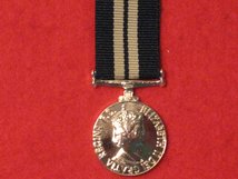 MINIATURE DISTINGUISHED SERVICE MEDAL DSM EIIR 