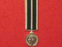 MINIATURE ROYAL NAVAL RESERVE LSGC MEDAL GVI 2ND TYPE MEDAL