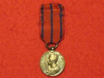 MINIATURE CORONATION MEDAL 1911 CITY OF LONDON POLICE CONTEMPORARY MEDAL GF