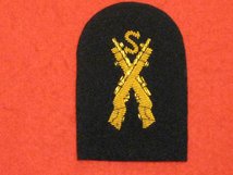 ROYAL NAVY CROSSED RIFLES SNIPER GOLD ON DARK BLUE BADGE