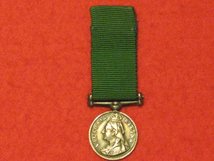 MINIATURE VOLUNTEER LONG SERVICE MEDAL QUEEN VICTORIA QV GF