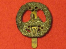 SOUTH WALES BORDERERS SWB CAP BADGE