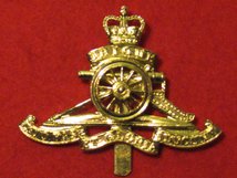 ROYAL ARTILLERY CAP BADGE QC QUEENS CROWN LARGE