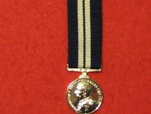 MINIATURE DISTINGUISHED SERVICE MEDAL DSM GV MEDAL