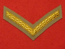 MESS DRESS 1 BAR LANCE CORPORAL CHEVRON GOLD ON GREBE GREY BADGE