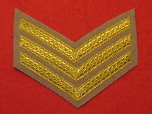 MESS DRESS 3 BAR SERGEANT CHEVRON GOLD ON BUFF BADGE