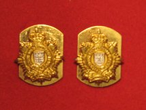 ROYAL LOGISTICS CORPS RLC REGIMENT MILITARY COLLAR BADGES O/R PLAIN CENTRE