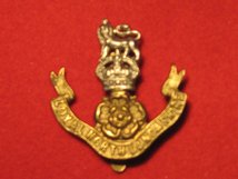 NORTH LANCASHIRE REGIMENT CAP BADGE