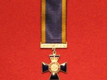 MINIATURE CANADA ORDER OF MILITARY MERIT MEDAL