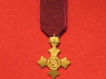 MINIATURE OBE CIVIL MEDAL 1ST TYPE KINGS CROWN GVF MEDAL