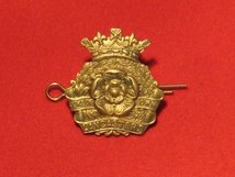 DUKE OF LANCASTERS OWN YEOMANRY CAP BADGE