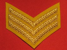 MESS DRESS 3 BAR SERGEANT CHEVRON GOLD ON YELLOW BADGE