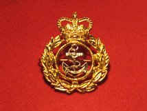 ROYAL NAVY CHIEF PETTY OFFICERS BERET BADGE METAL