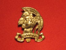 ARTISTS CAP BADGE