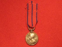 MINIATURE CORONATION MEDAL 1911 METROPOLITAN POLICE SILVER CONTEMPORARY GVF MEDAL.