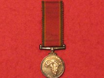 MINIATURE AFRICA SERVICE MEDAL 1939 1945 CONTEMPORARY MEDAL GF