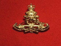 ROYAL ARTILLERY CAP BADGE QC QUEENS CROWN SMALL SLIDER