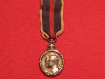 MINIATURE CORONATION MEDAL 1902 SILVER CONTEMPORARY MEDAL GF