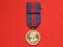 MINIATURE CORONATION MEDAL 1911 MEDAL GVF
